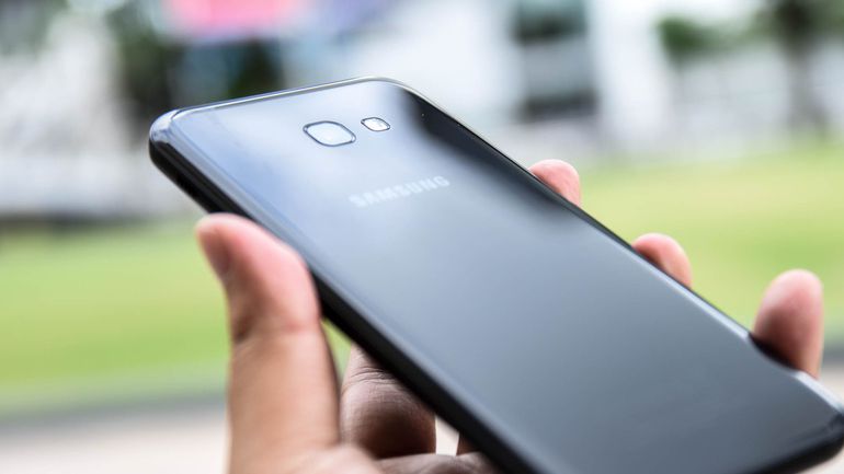 حل مشكلة بيسباند غير معروف (UNKNOWN BASEBAND) بعد تغيير الذاكرة للهاتف SM-A720S U1
